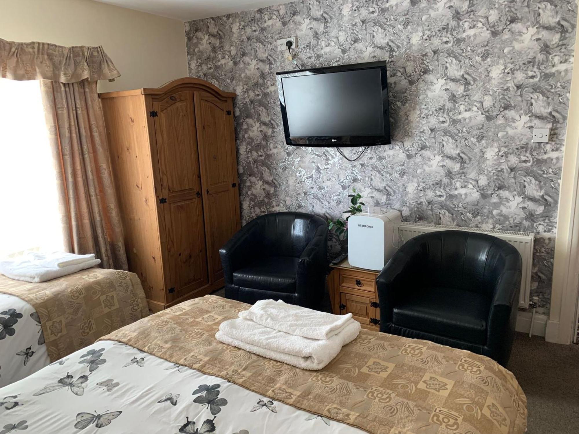 The Northdale Hotel Ltd Скегнесс Экстерьер фото